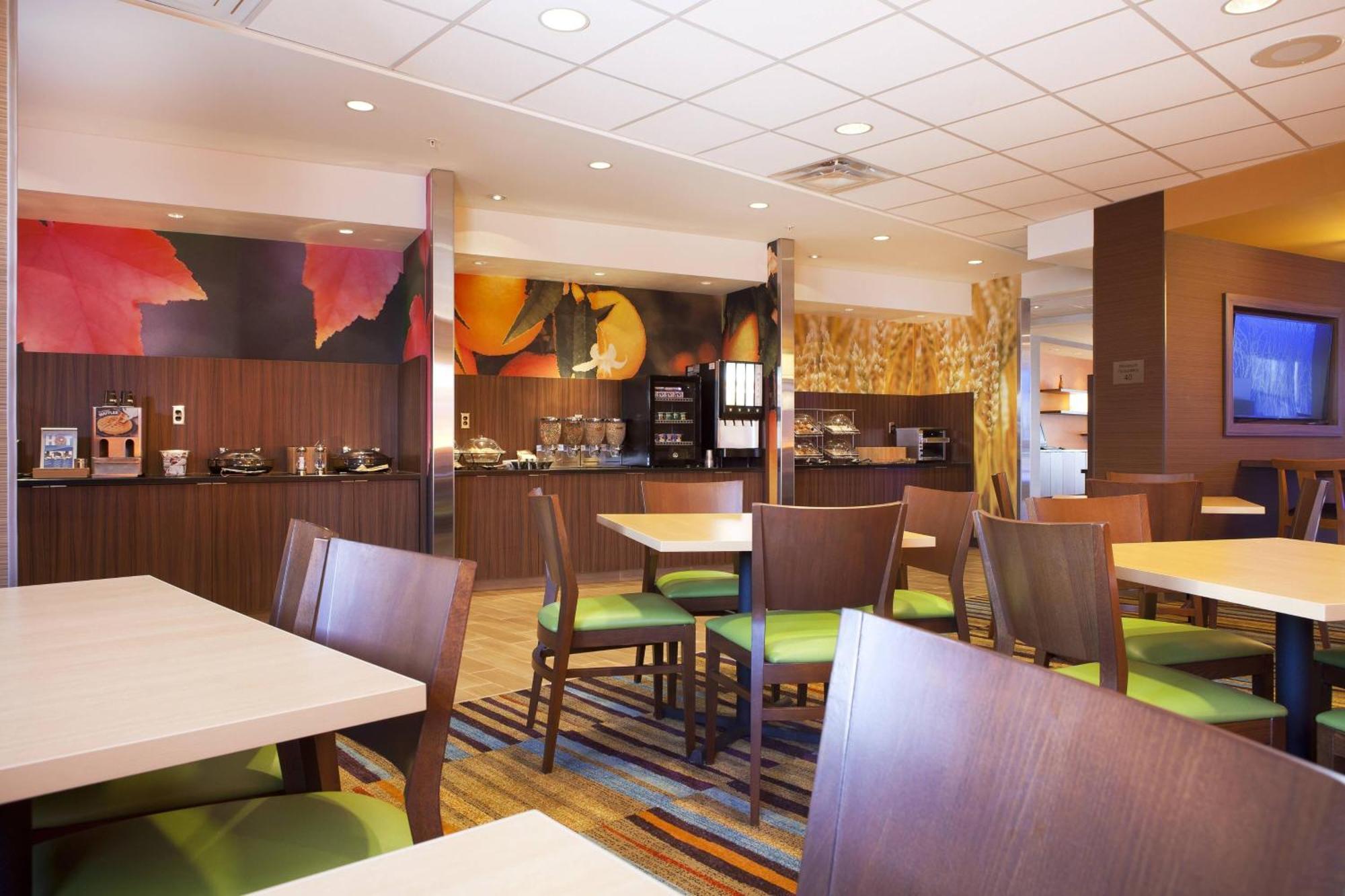 Fairfield Inn & Suites By Marriott Lethbridge Kültér fotó