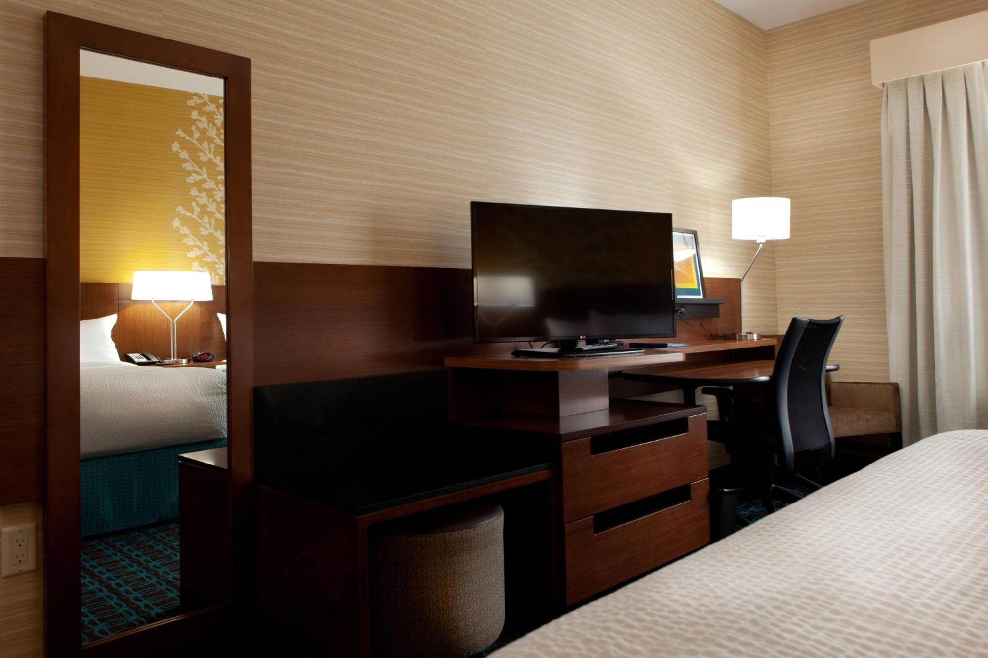 Fairfield Inn & Suites By Marriott Lethbridge Kültér fotó
