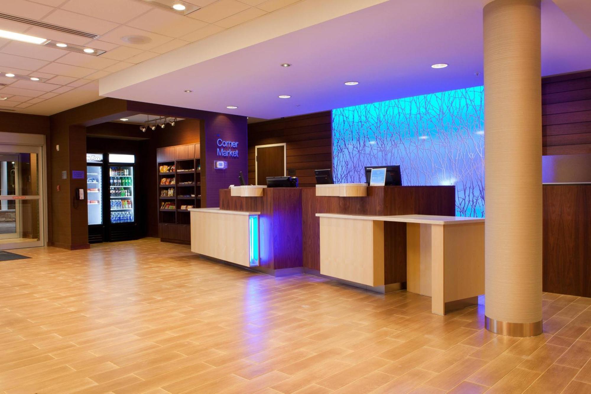 Fairfield Inn & Suites By Marriott Lethbridge Kültér fotó