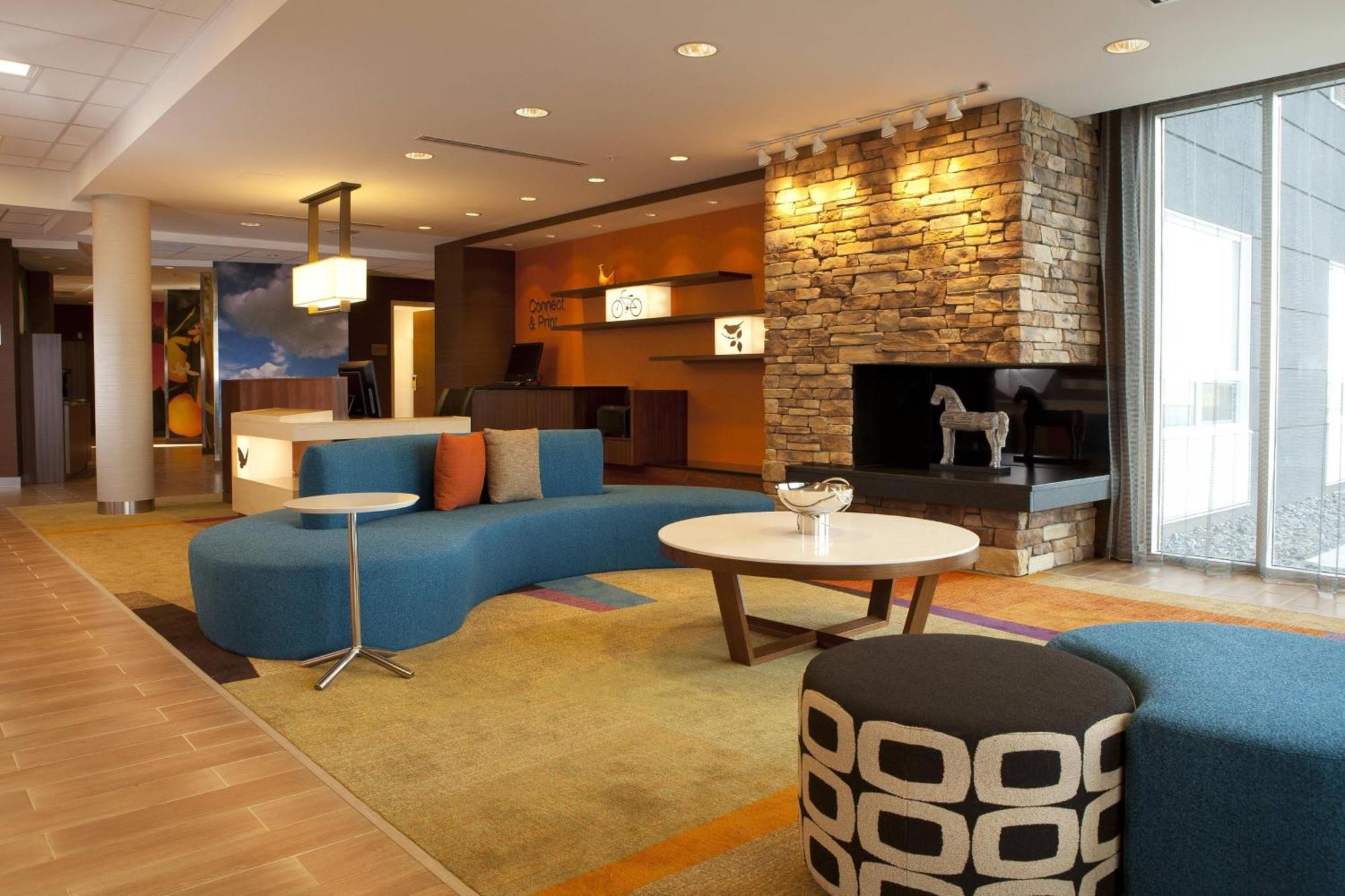 Fairfield Inn & Suites By Marriott Lethbridge Kültér fotó