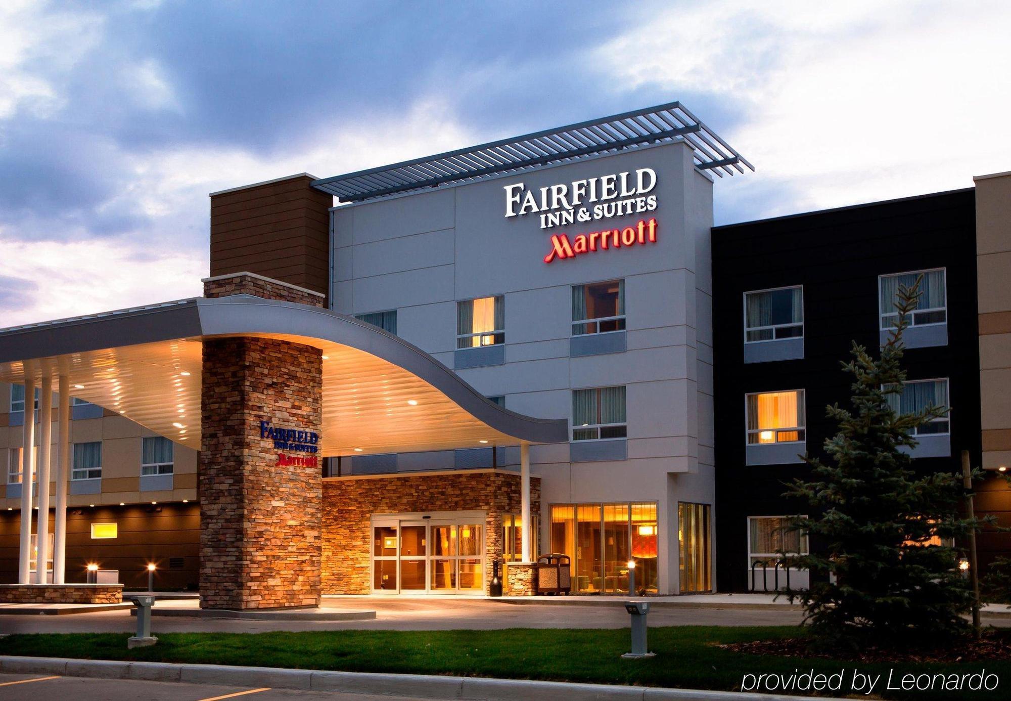 Fairfield Inn & Suites By Marriott Lethbridge Kültér fotó